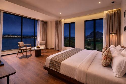 avisa hotel and resort