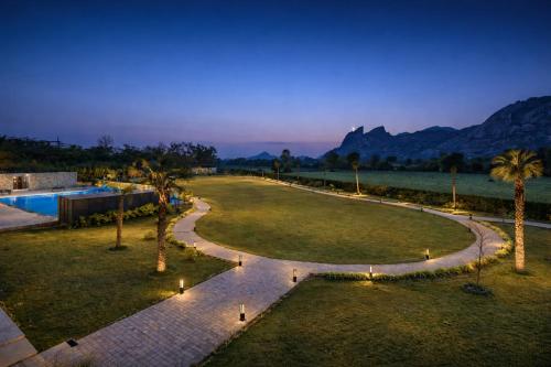 avisa hotel and resort