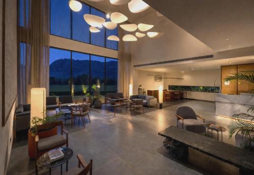 avisa hotel and resort