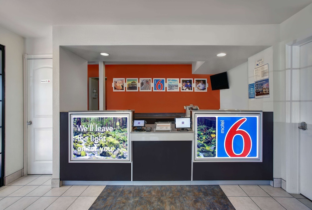 super 8 by wyndham livermore