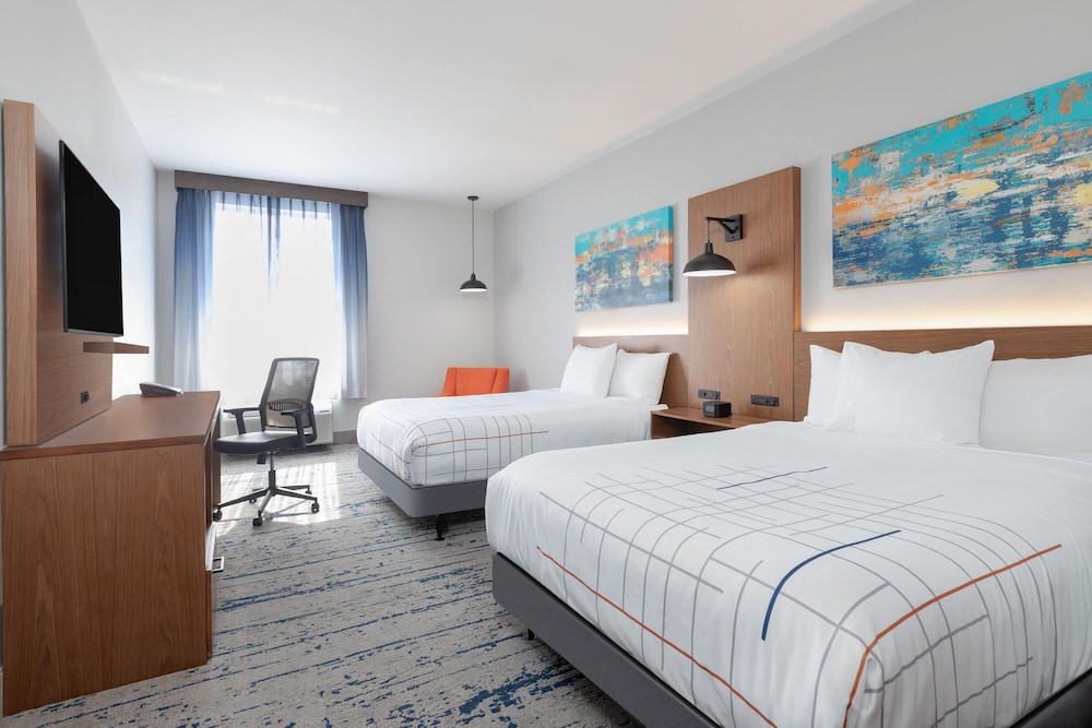la quinta inn and suites by wyndham eagle pass