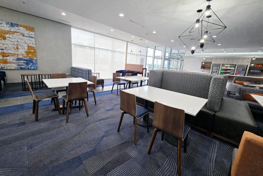 la quinta inn and suites by wyndham eagle pass