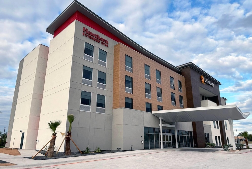la quinta inn and suites by wyndham eagle pass