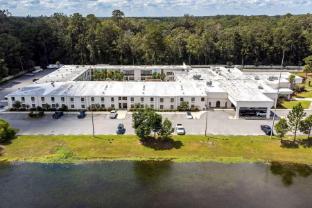 clarks inn savannah airport