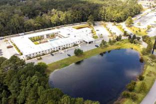 clarks inn savannah airport