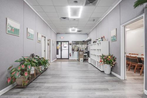 clarks inn savannah airport