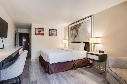 clarks inn savannah airport