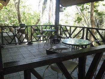marissa hotel