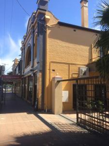 hotel cessnock