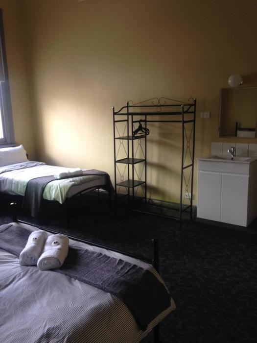 hotel cessnock
