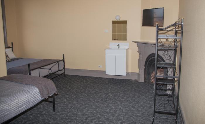 hotel cessnock