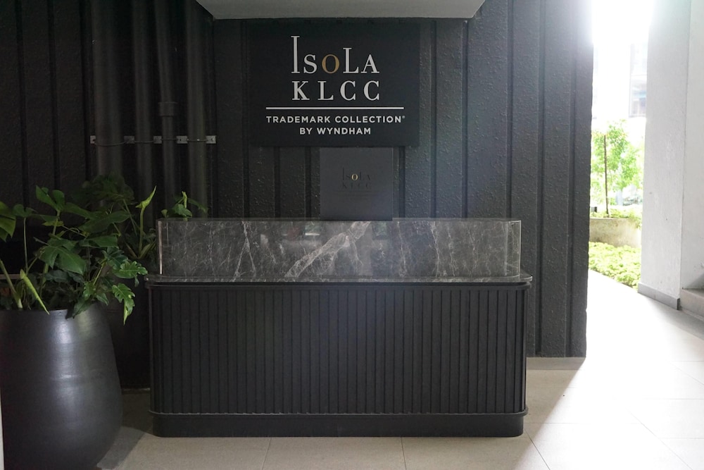isola klcc hotel trademark collection by wyndham