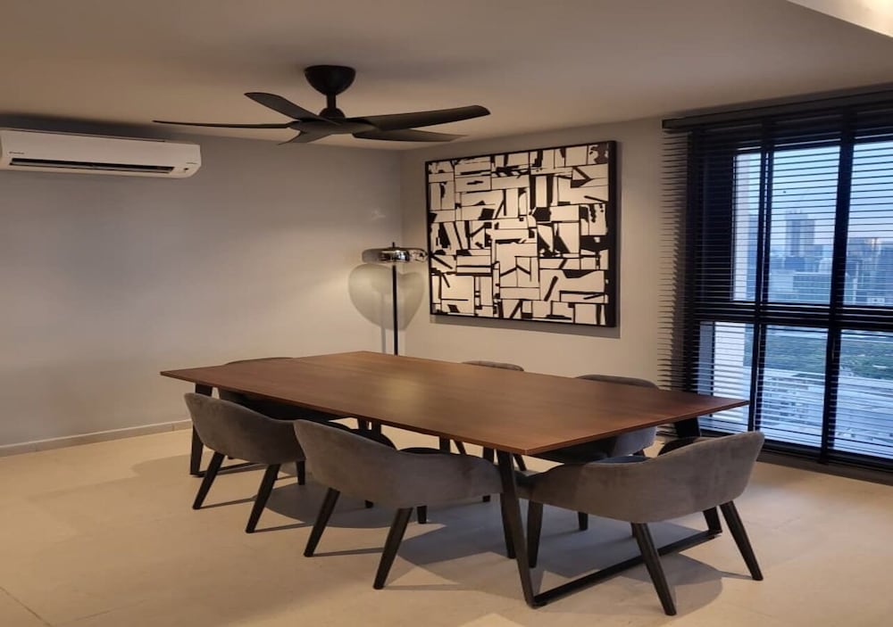isola klcc hotel trademark collection by wyndham