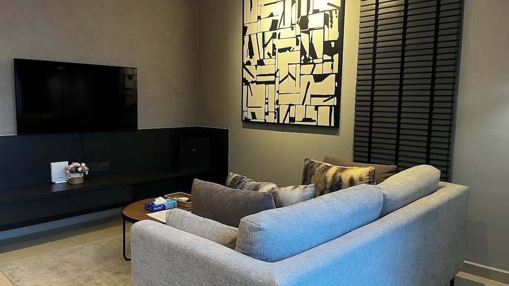 isola klcc hotel trademark collection by wyndham