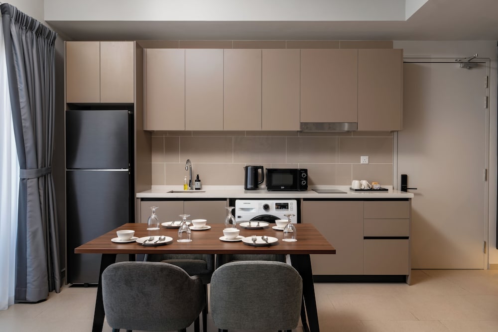isola klcc hotel trademark collection by wyndham