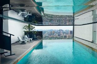 isola klcc hotel trademark collection by wyndham