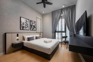 isola klcc hotel trademark collection by wyndham