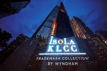 isola klcc hotel trademark collection by wyndham