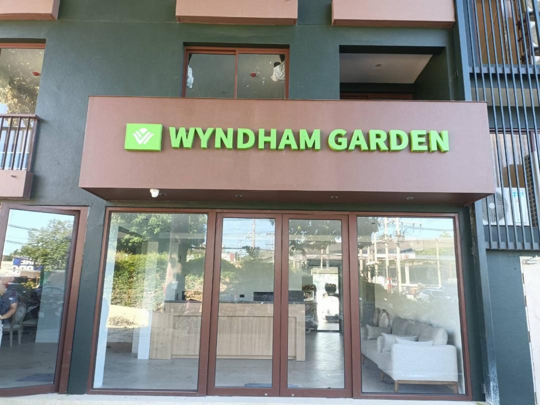 wyndham garden samui wing