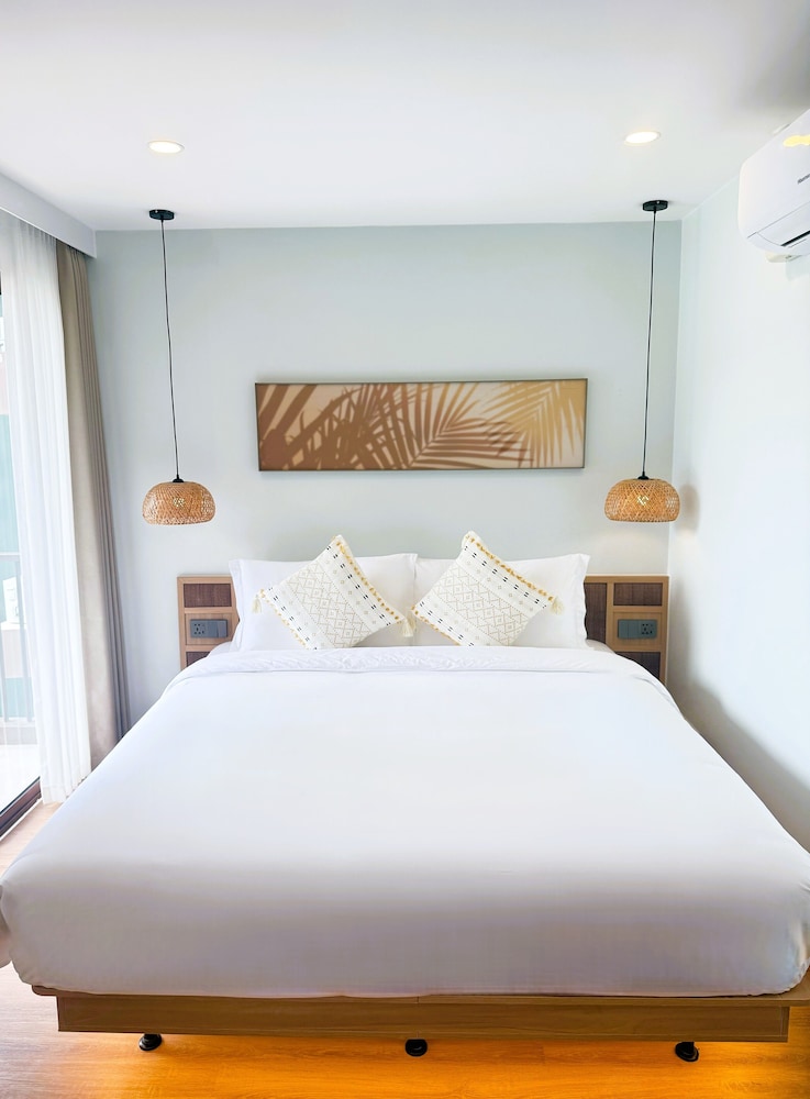 wyndham garden samui wing