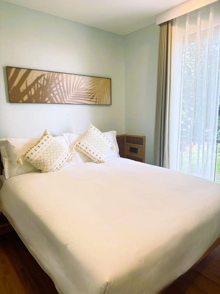 wyndham garden samui wing