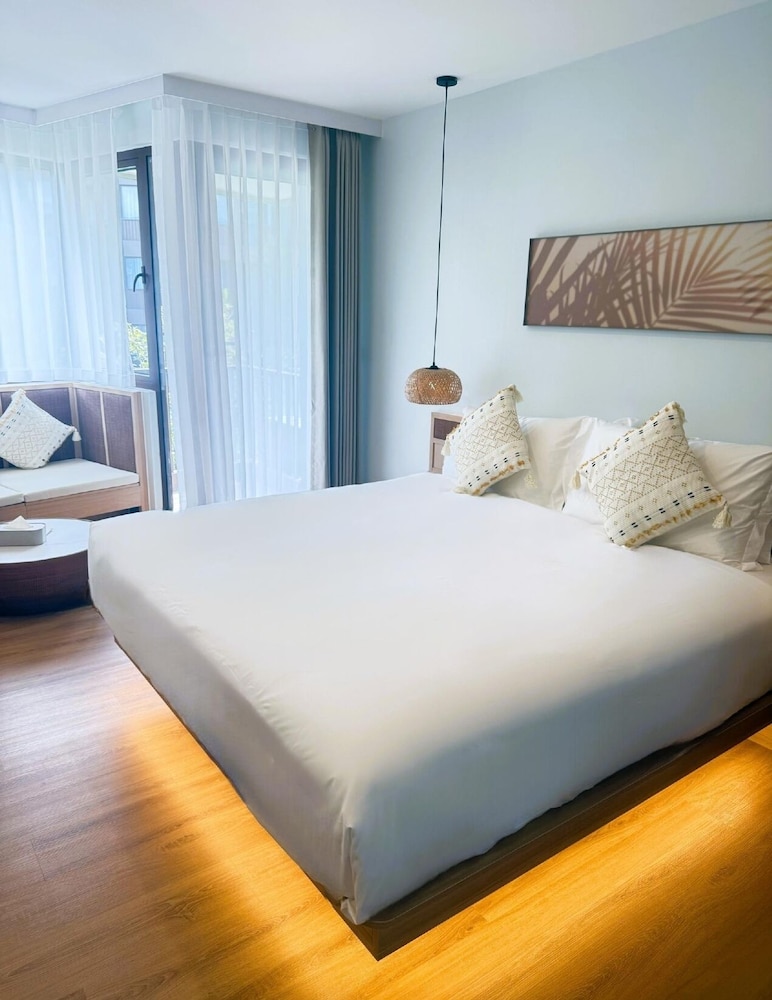 wyndham garden samui wing
