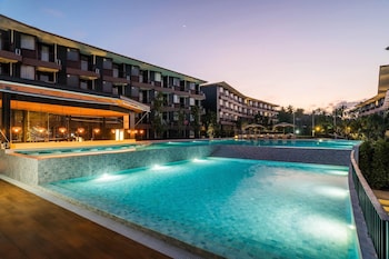 Wyndham Garden Samui Wing,,4 star
