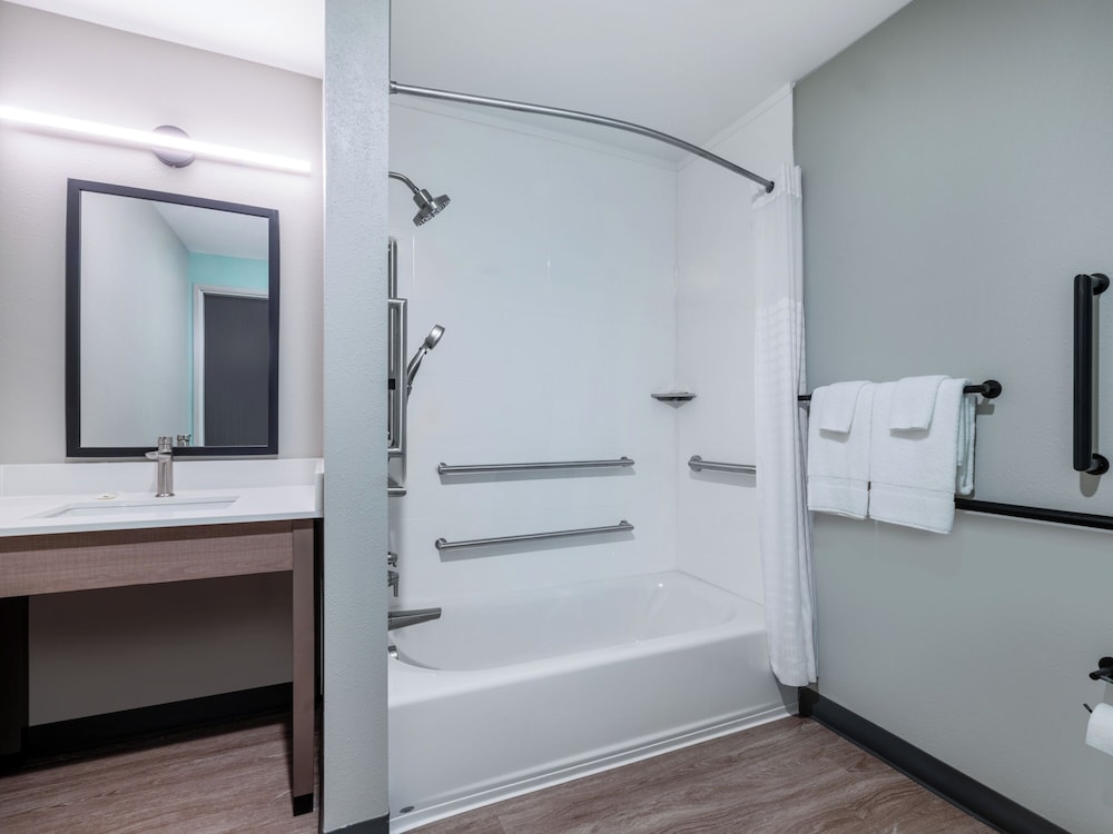 echo suites extended stay by wyndham austin round rock