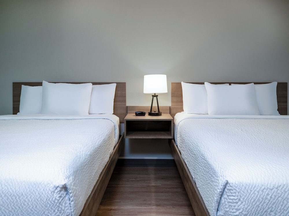 echo suites extended stay by wyndham austin round rock
