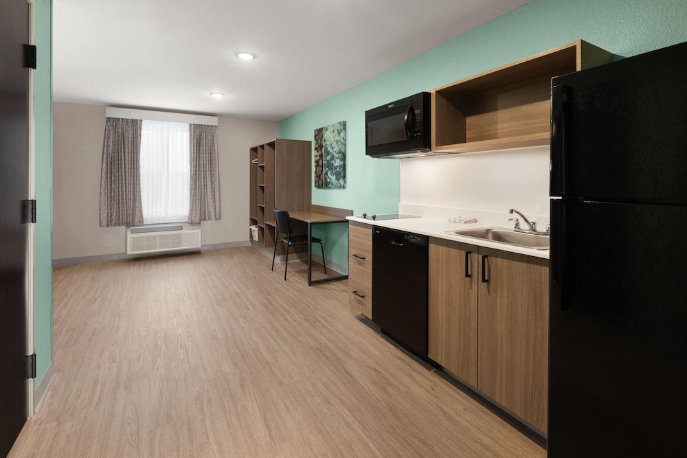 echo suites extended stay by wyndham austin round rock