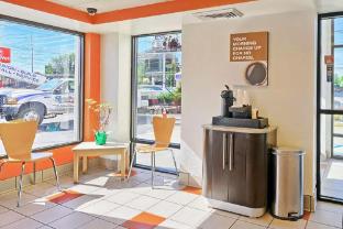red carpet inn and suites