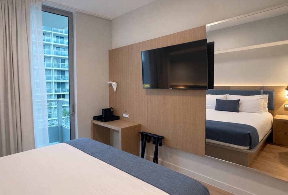 dolce by wyndham miami beach