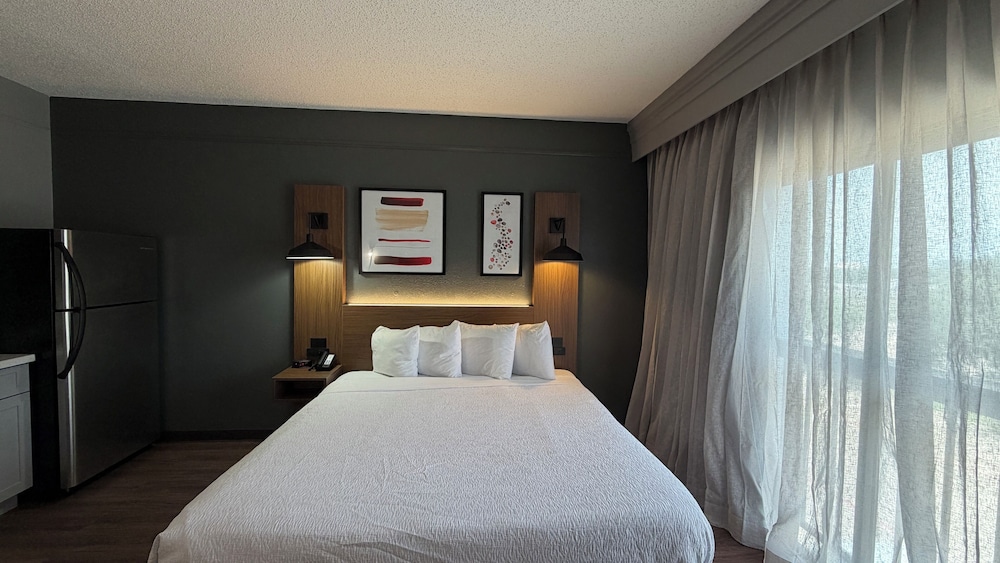 hawthorn by wyndham dallas love field airport