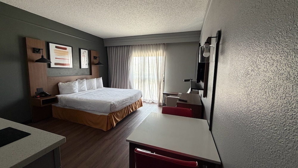 hawthorn by wyndham dallas love field airport