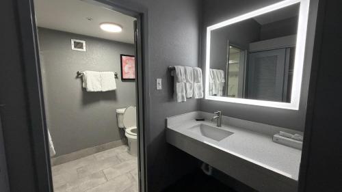 hawthorn by wyndham dallas love field airport