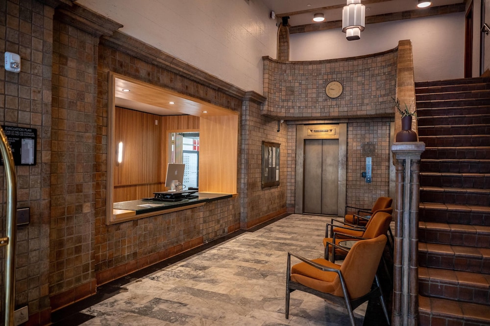 reside craftsman los angeles a wyndham residence
