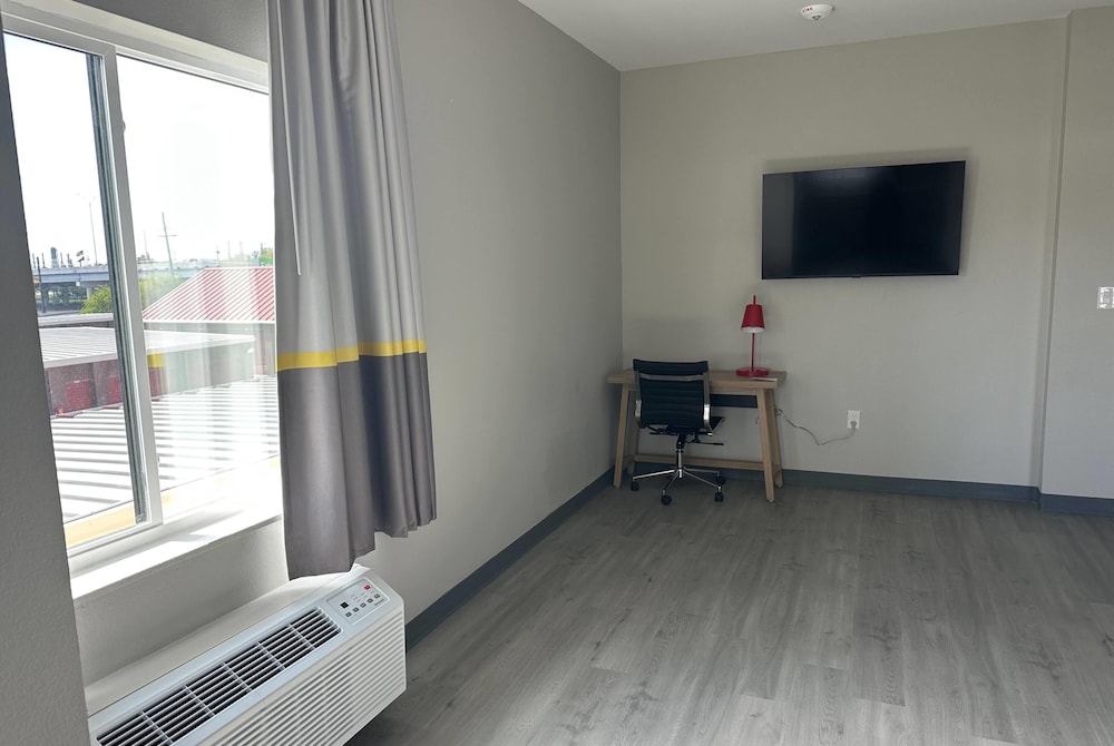 super 8 by wyndham baytown