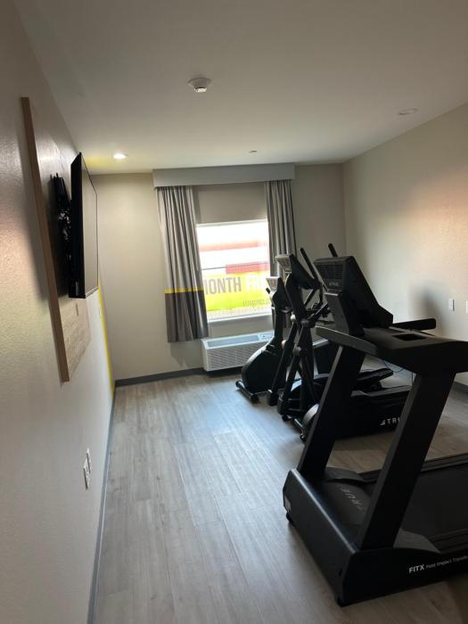 super 8 by wyndham baytown