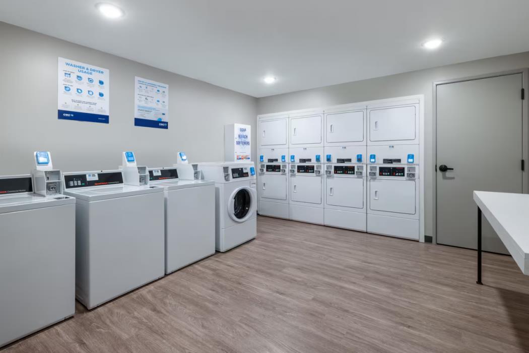 echo suites extended stay by wyndham colorado springs airpt