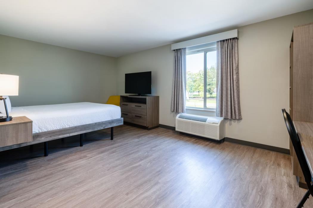echo suites extended stay by wyndham colorado springs airpt