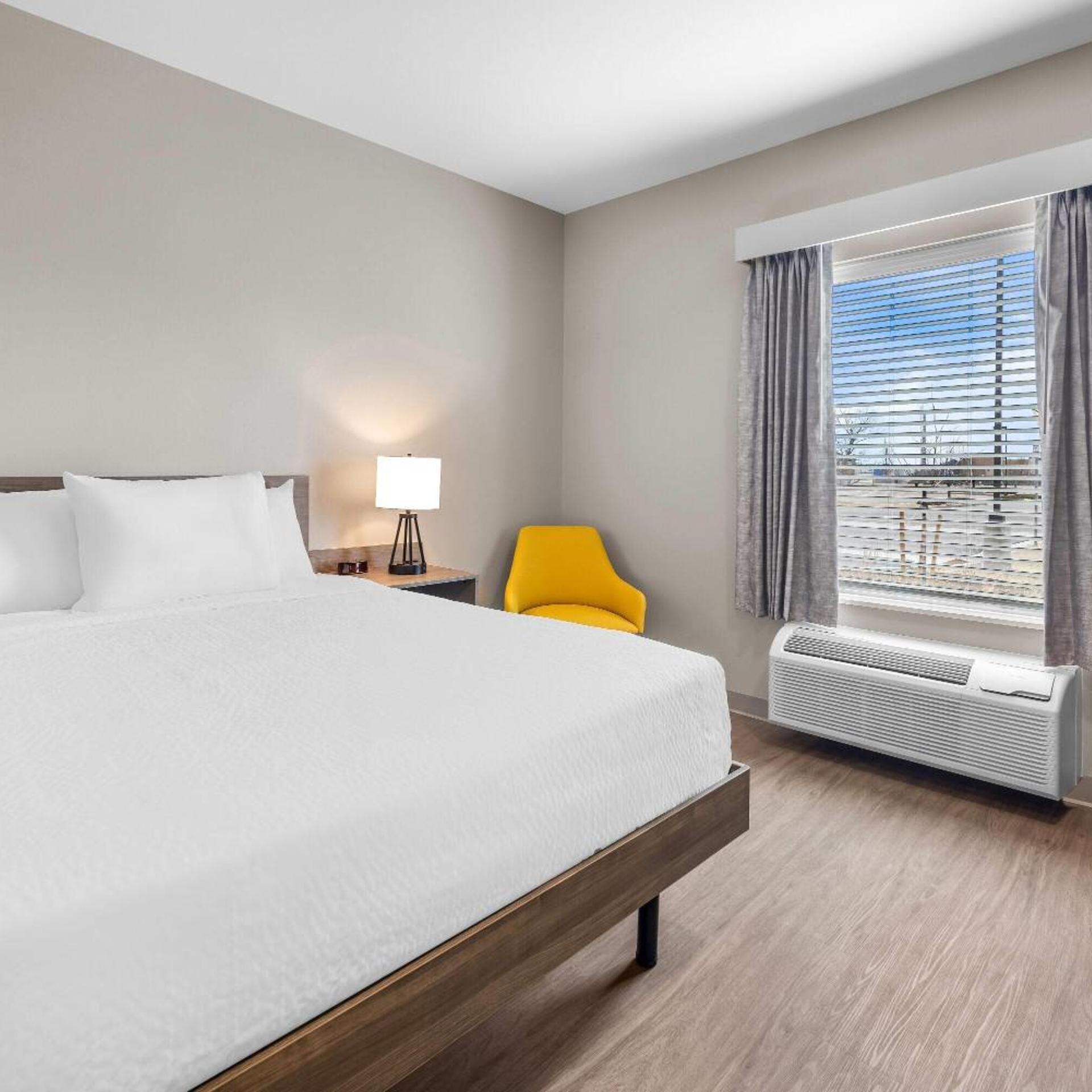 echo suites extended stay by wyndham colorado springs airpt