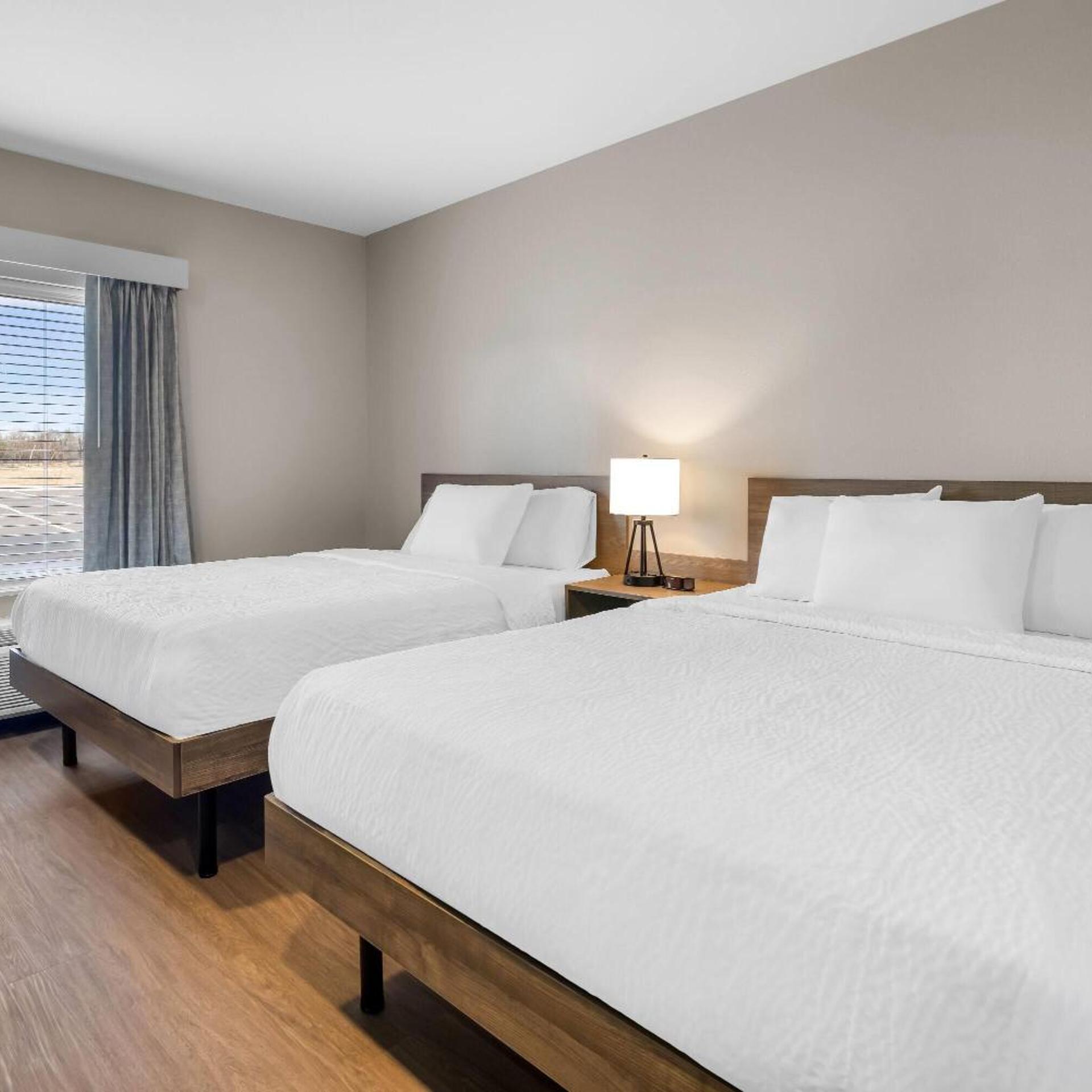 echo suites extended stay by wyndham colorado springs airpt