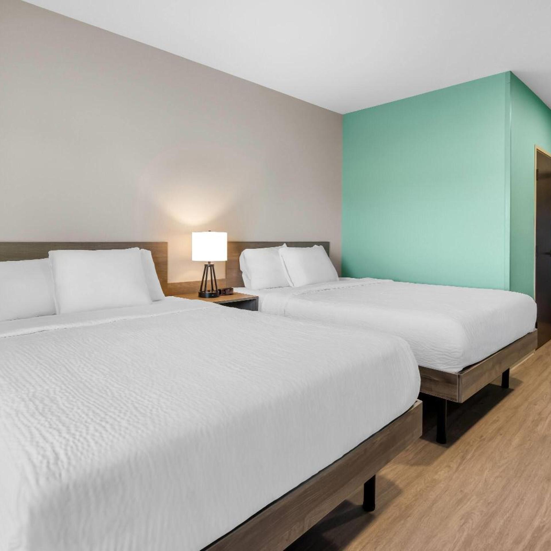 echo suites extended stay by wyndham colorado springs airpt