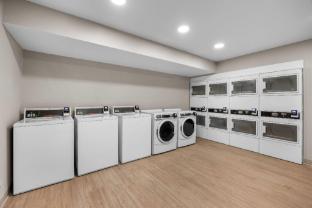 echo suites extended stay by wyndham colorado springs airpt