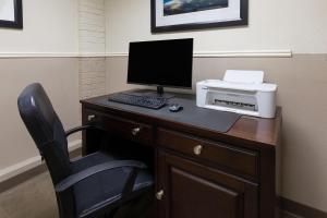 days inn and suites by wyndham festus