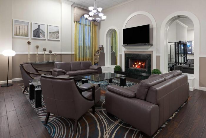 days inn and suites by wyndham festus