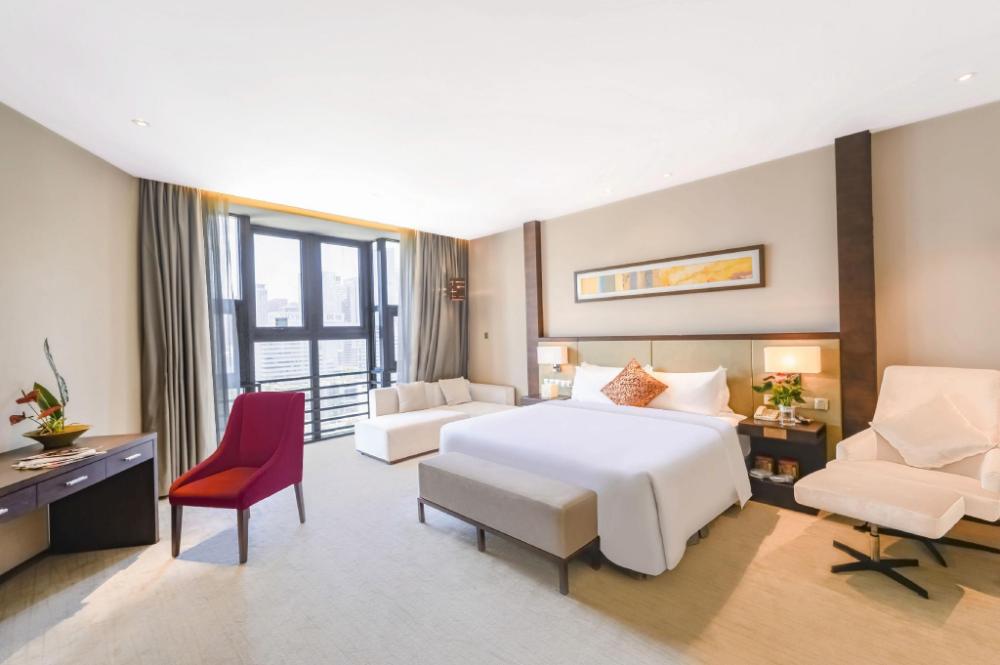 lia charlton hotel shenzhen