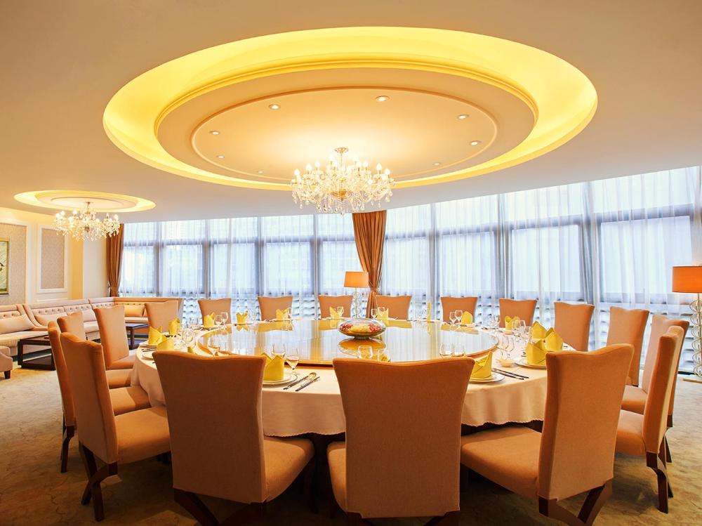 lia charlton hotel shenzhen