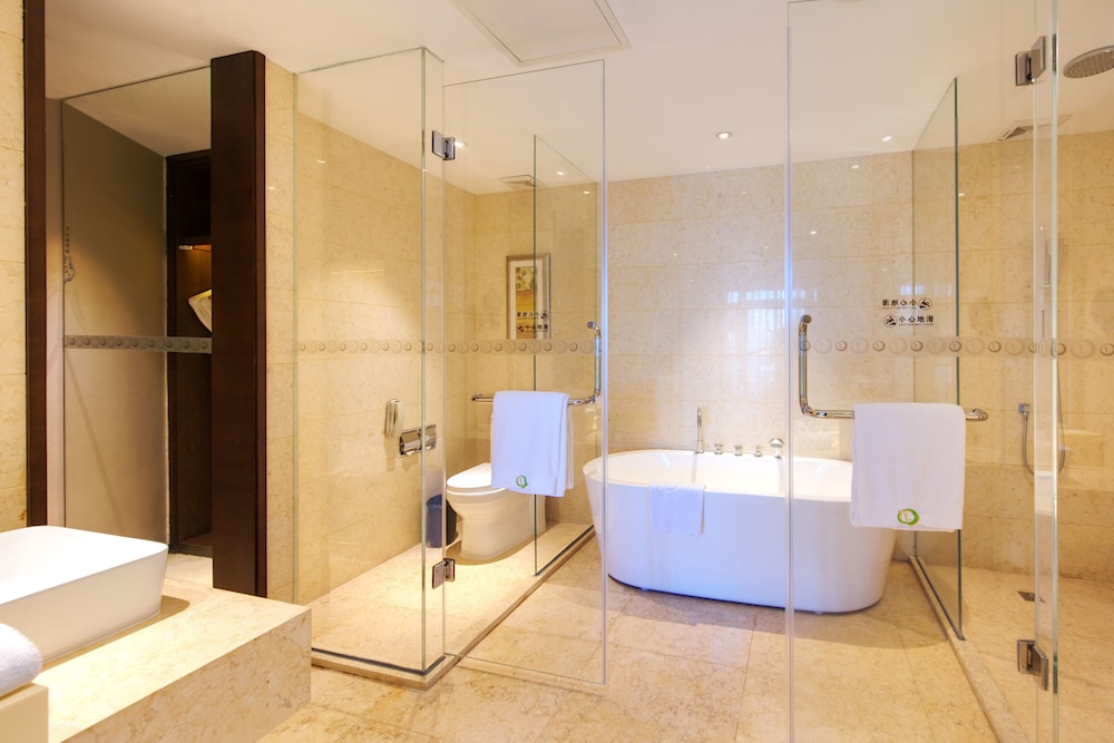 lia charlton hotel shenzhen