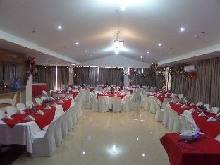 royal suites condotel